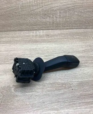 BMW 5 E39 Indicator stalk 8352014