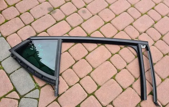 Opel Astra K Sliding door window/glass 