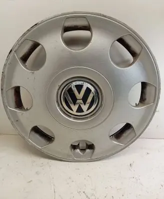 Volkswagen Polo III 6N 6N2 6NF R13 wheel hub/cap/trim 6X0601147A