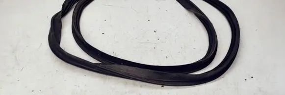 Audi A1 Rubber seal tailgate window/glass 8X4827705