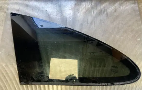 Honda CR-V Rear side window 43R006723