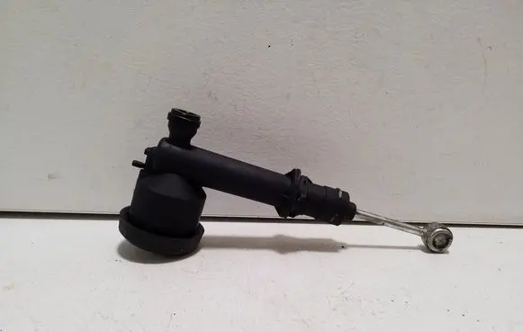 Iveco Daily 6th gen Clutch master cylinder 