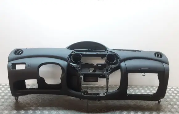 Toyota Yaris Dashboard 5530352010 5530152170