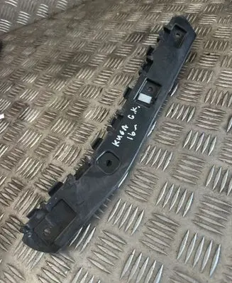 Rear bumper mounting bracket