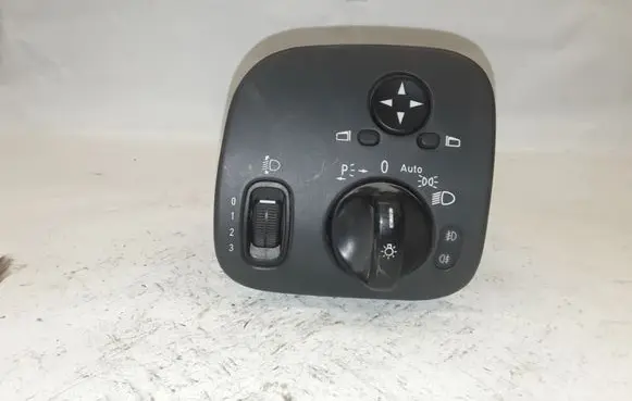 Mercedes-Benz C AMG W203 Light switch A2035451404