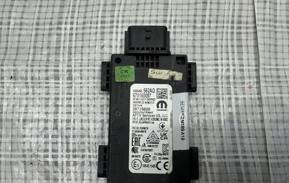 Maserati GranTurismo Blind spot module 670160087
