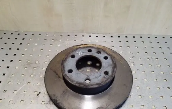 Mercedes-Benz Sprinter W906 Front brake disc