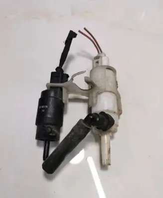 Mercedes-Benz E W211 Headlight washer pump 