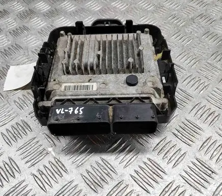 Mercedes-Benz Sprinter W906 Engine control unit/module A6519013502 28537659