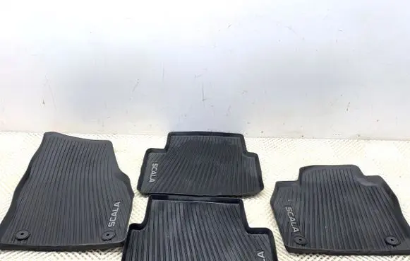 Skoda Scala Interior carpet 658061502