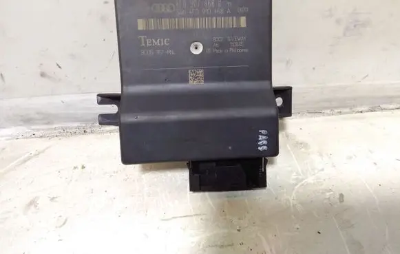 Audi A6 S6 C6 4F Gateway control module 4F0907468D 4F0910468A