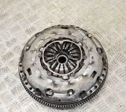 Volkswagen PASSAT B7 Clutch set kit 03L141025T 022141031S