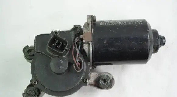 Toyota RAV 4 (XA10) Front wiper linkage and motor 8511042030