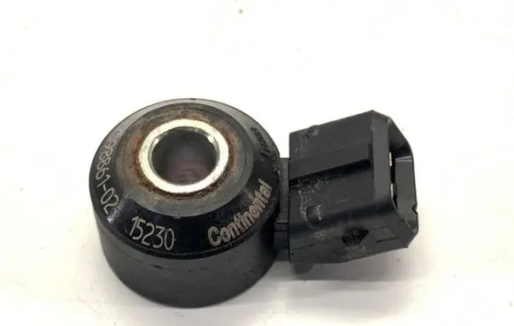 BMW X3 F25 Detonation knock sensor 7598861