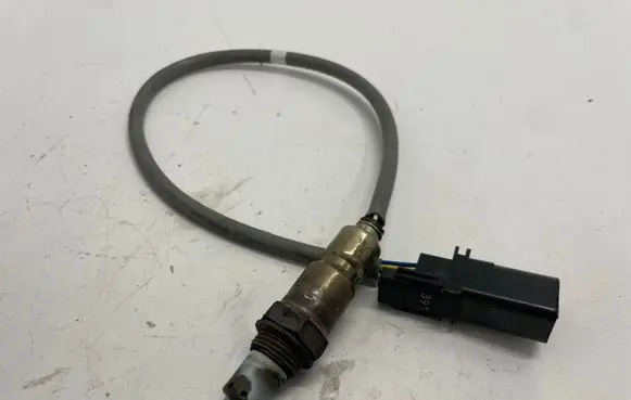 Volkswagen Golf VII Lambda probe sensor 04E906262AK