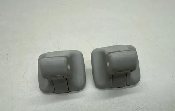 Volkswagen PASSAT B7 Sun visor clip/hook/bracket 1K0857561B