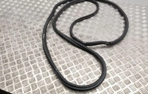 Mercedes-Benz Vito Viano W447 Rubber seal rear door A4477310700