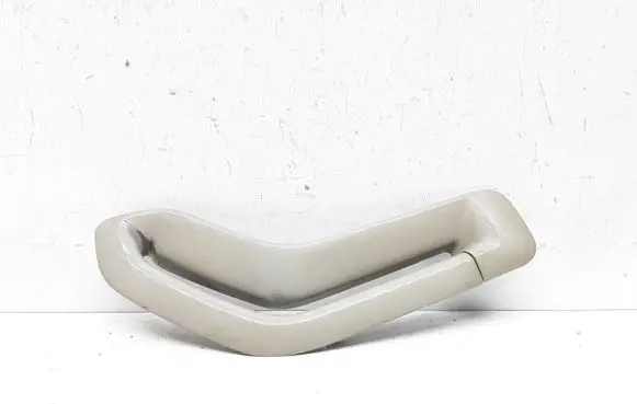Volvo S60 Seat belt trim 