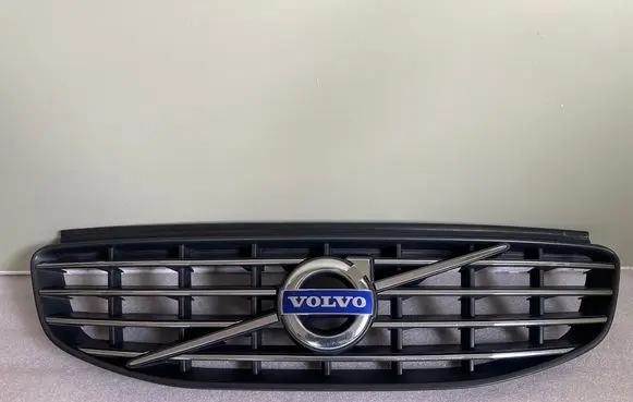 Volvo XC60 Front bumper upper radiator grill 31383751