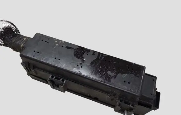 Jeep Grand Cherokee (WJ) Fuse module