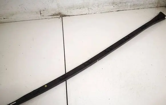 Seat Ibiza IV (6J,6P) Windshield trim 6J0854319