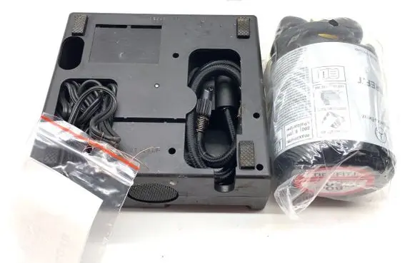 Mercedes-Benz GLA W156 X156 Tire air pump compressor A0005831502