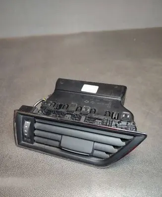 Skoda Superb B8 (3V) Dashboard side air vent grill/cover trim 3V0819701C