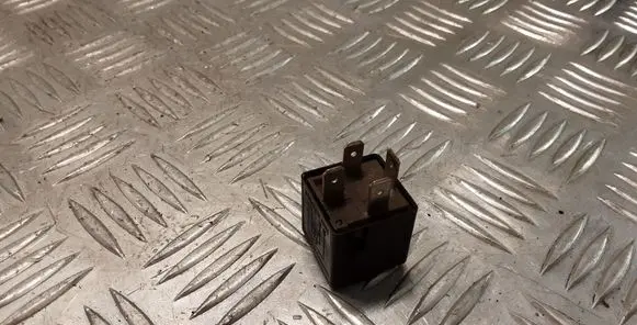 Mercedes-Benz A W168 Other relay A0025421319