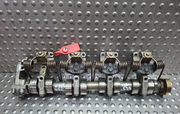 Peugeot 207 Camshaft S27624529 V758775580