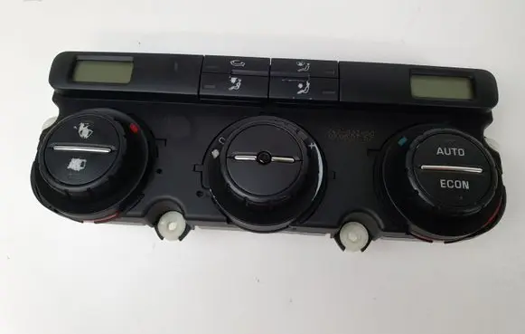 Skoda Octavia Mk2 (1Z) Climate control unit 74793250
