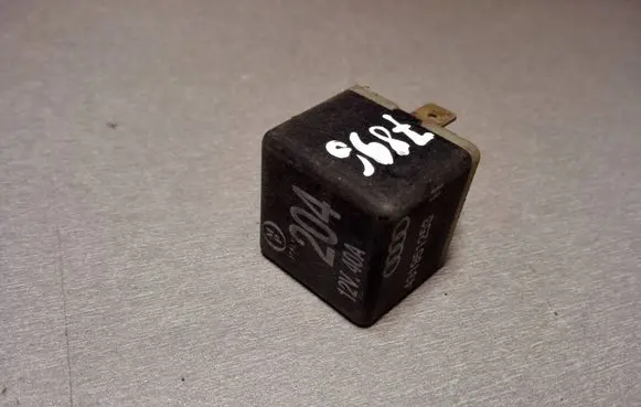Audi A6 S6 C5 4B Other relay 431951253H