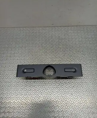 Renault Clio II Windscreen/window heater switch 8200069055 8200071224 8200071227