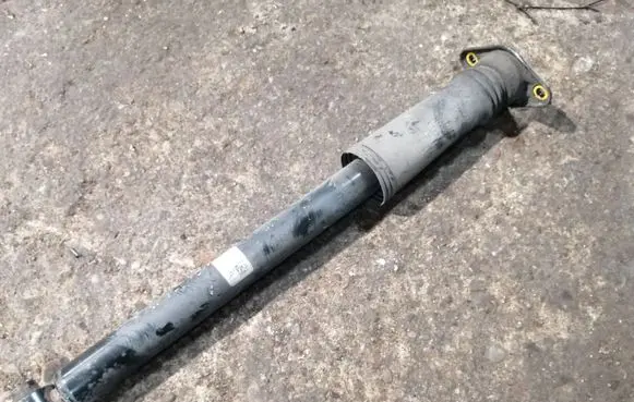 Hyundai Sonata LF Rear shock absorber/damper 55310C2520