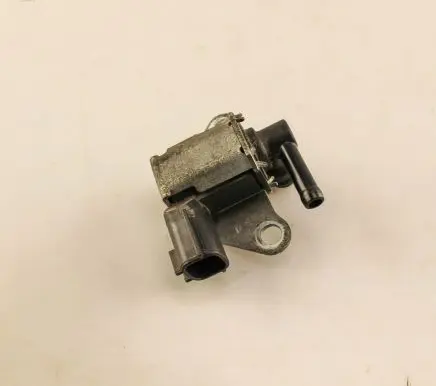 Nissan Qashqai Engine mount vacuum valve K5T46695