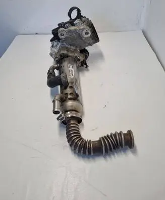 Volvo XC70 EGR valve cooler 880765R 500864030