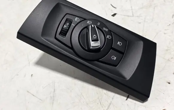 BMW 3 E90 E91 Light switch 9169406