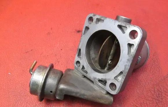 Nissan Navara D40 Throttle valve