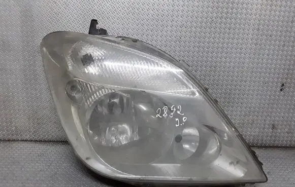 Mercedes-Benz Sprinter W906 Headlight/headlamp 24738200RE
