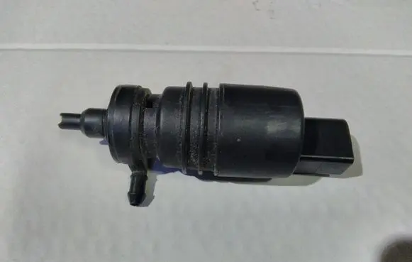 Audi A4 S4 B6 8E 8H Windscreen/windshield washer pump