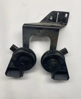 Audi A6 S6 C6 4F Horn signal 024148