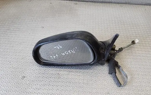 Mazda 626 Front door electric wing mirror E13010519