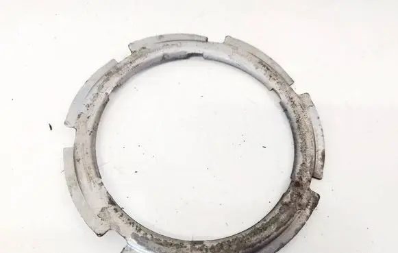 Seat Leon (5F) In tank fuel pump screw locking ring/nut 