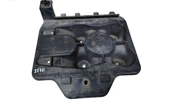 Volkswagen Golf IV Battery box tray 1J0804373E