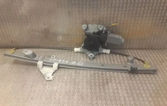 Nissan Pathfinder R51 Rear window lifting mechanism without motor
