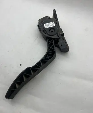 Ford B-MAX Accelerator throttle pedal 8V219F836AB 6PV00951720 29102012