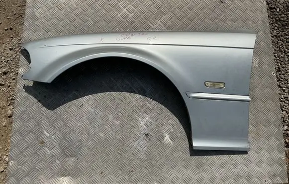 BMW 3 E46 Fender