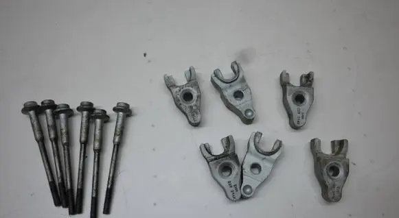 Audi A7 S7 4G Fuel Injector clamp holder 059216K