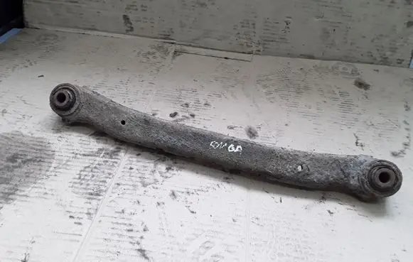 KIA Carens II Rear upper control arm/wishbone NOCODE