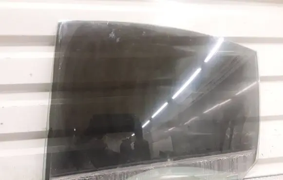 Volvo S80 Rear door window glass 