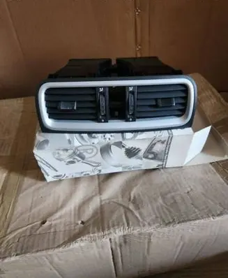 Skoda Fabia Mk2 (5J) Dash center air vent grill 5J0820951 2506 T0026450